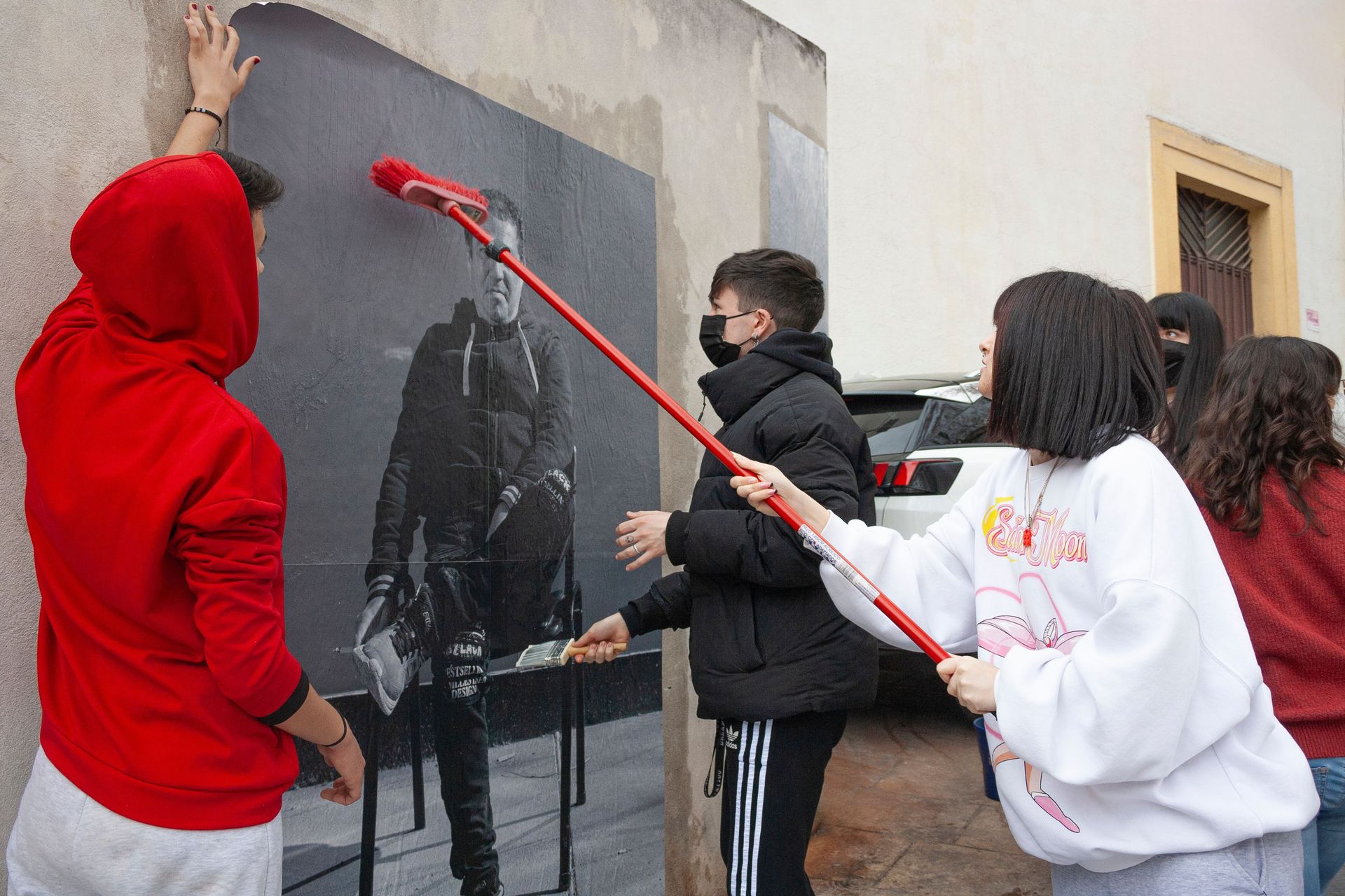 Foto seleccionada de galería Proyecto social del Grado Superior de Fotografía junto con la Asociación de Vecinos Puerta de Martos.