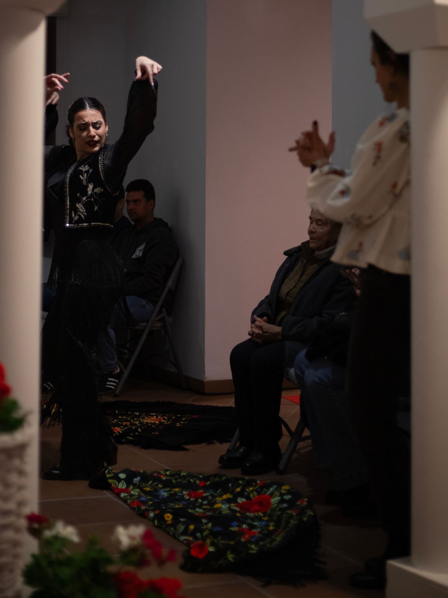 Foto seleccionada de galería Baile flamenco de la mano de Rocío, Escuela de danza, en la Pasarela de Flamenca Jaén 2026