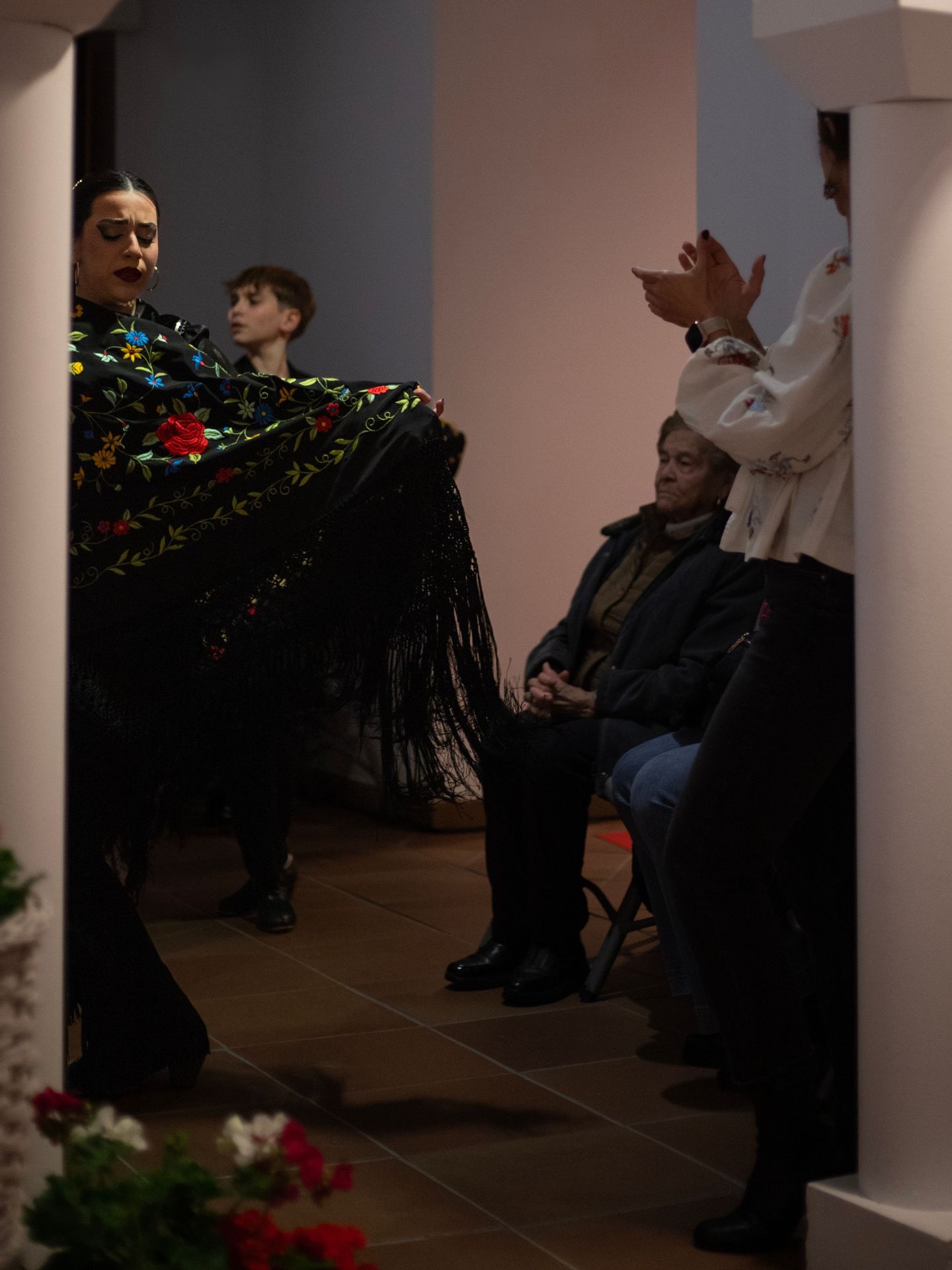 Foto seleccionada de galería Baile flamenco de la mano de Rocío, Escuela de danza, en la Pasarela de Flamenca Jaén 2026