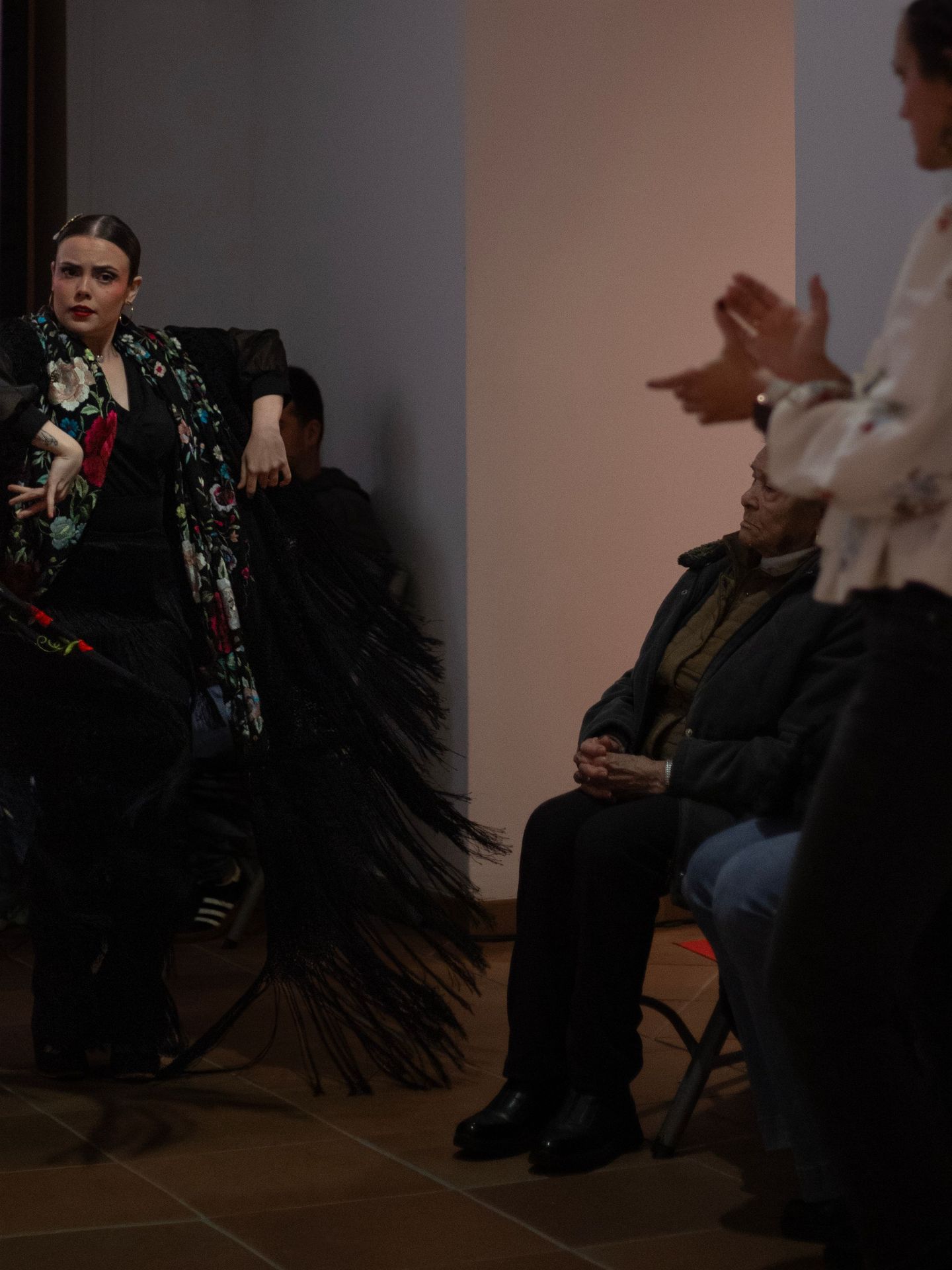 Foto seleccionada de galería Baile flamenco de la mano de Rocío, Escuela de danza, en la Pasarela de Flamenca Jaén 2026